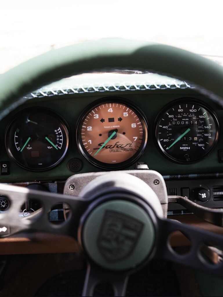 Custom Safari 964 Gauge Set Built to Last